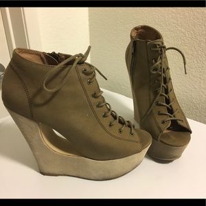 Steve Madden style: Dylonn, Color: Khaki/Olive